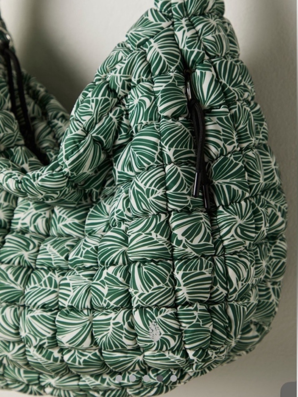 Free People Movement Quilted Carryall Bag Green Palm Print Puffer Tote - Picture 6 of 7